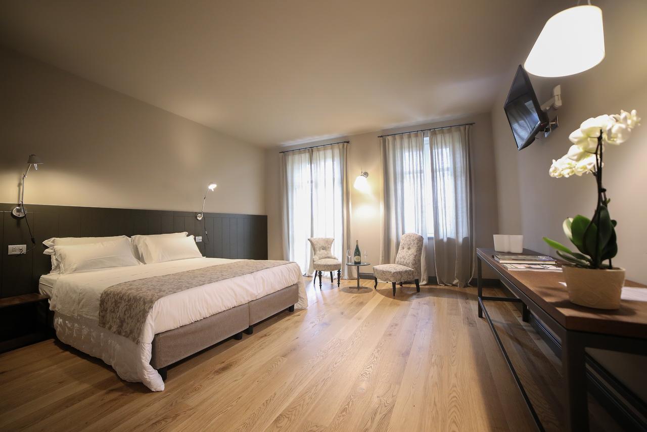 Locanda Ferro Uno, Golf Citta Di 阿斯蒂 外观 照片