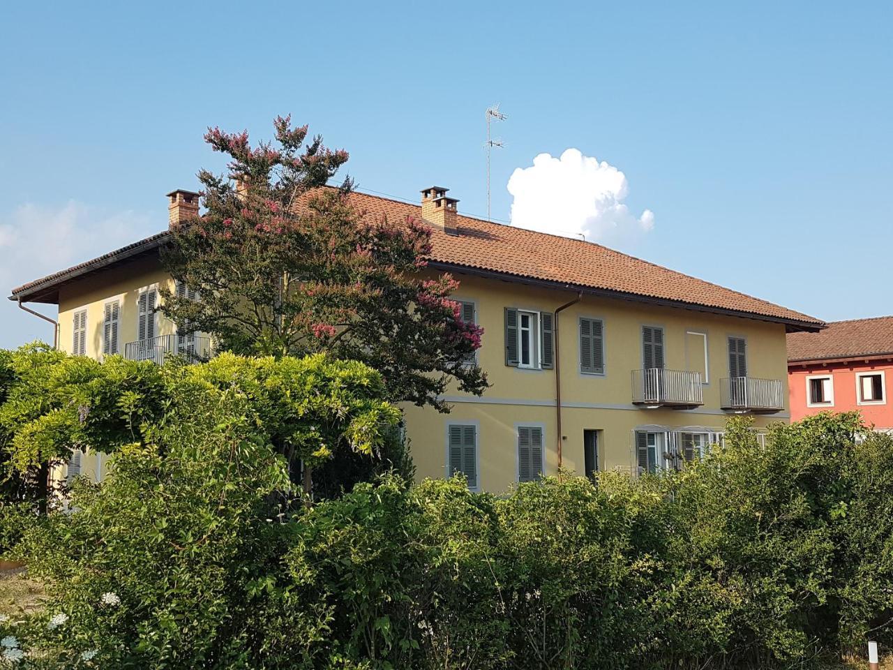Locanda Ferro Uno, Golf Citta Di 阿斯蒂 外观 照片